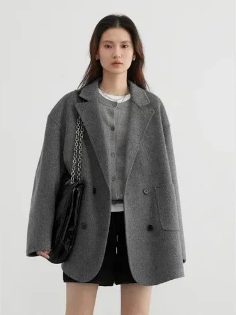 Women’s Wool Blend Double-Breasted Retro Coat – Elegant Office Lady Winter Outerwear